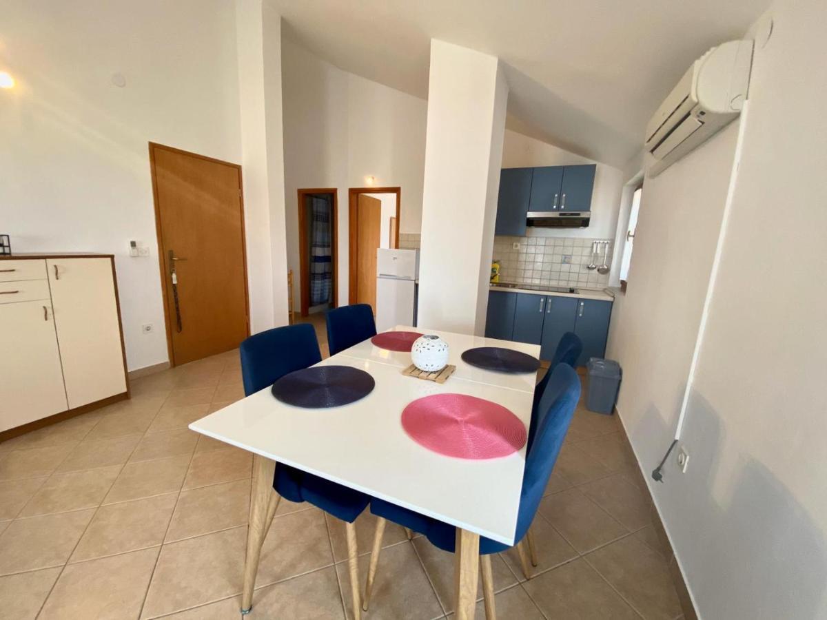 Hotel Anka à Nerezine Extérieur photo