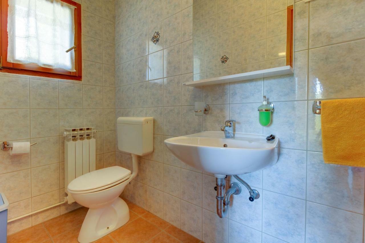 Hotel Anka à Nerezine Extérieur photo
