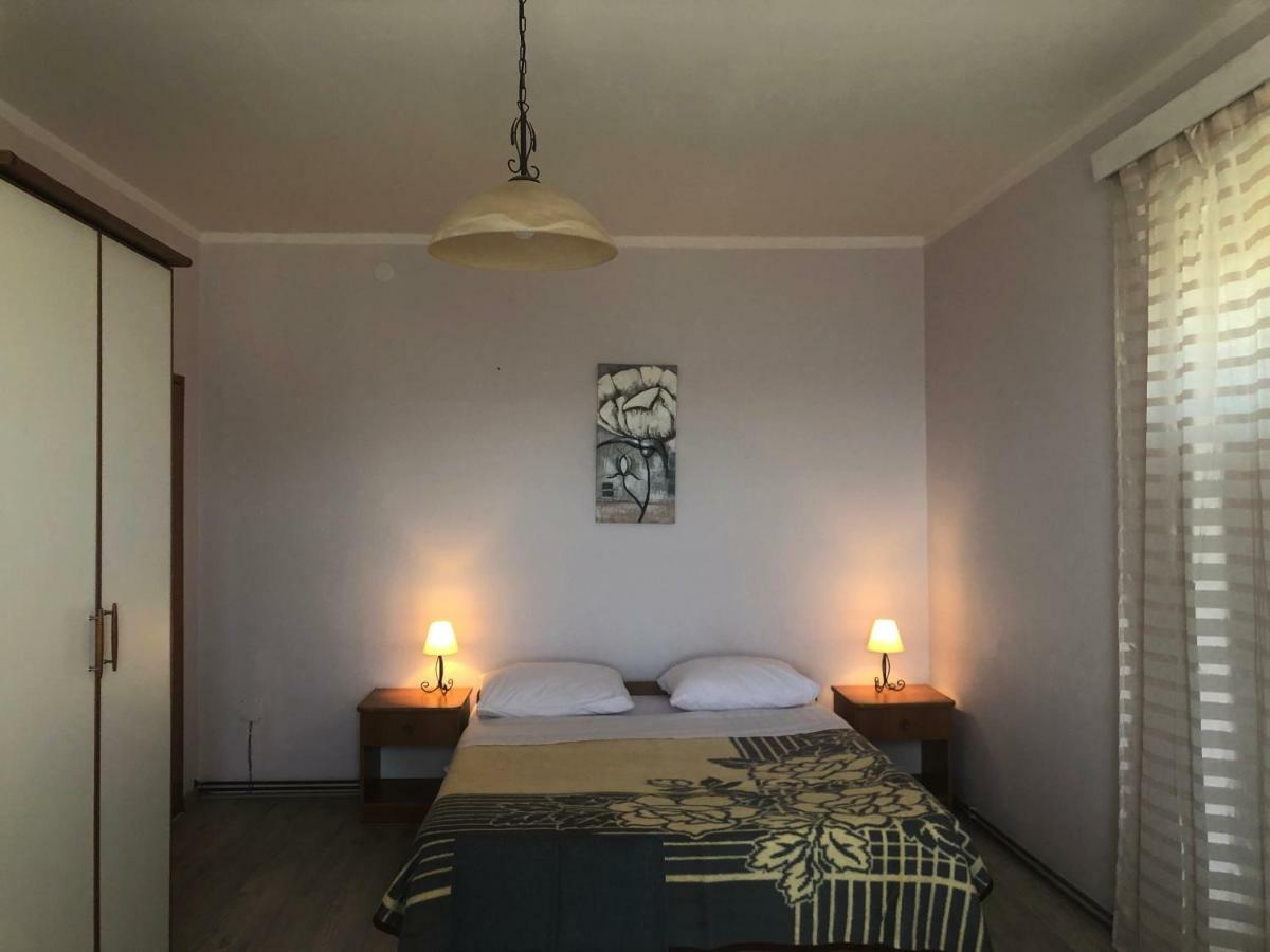 Hotel Anka à Nerezine Extérieur photo
